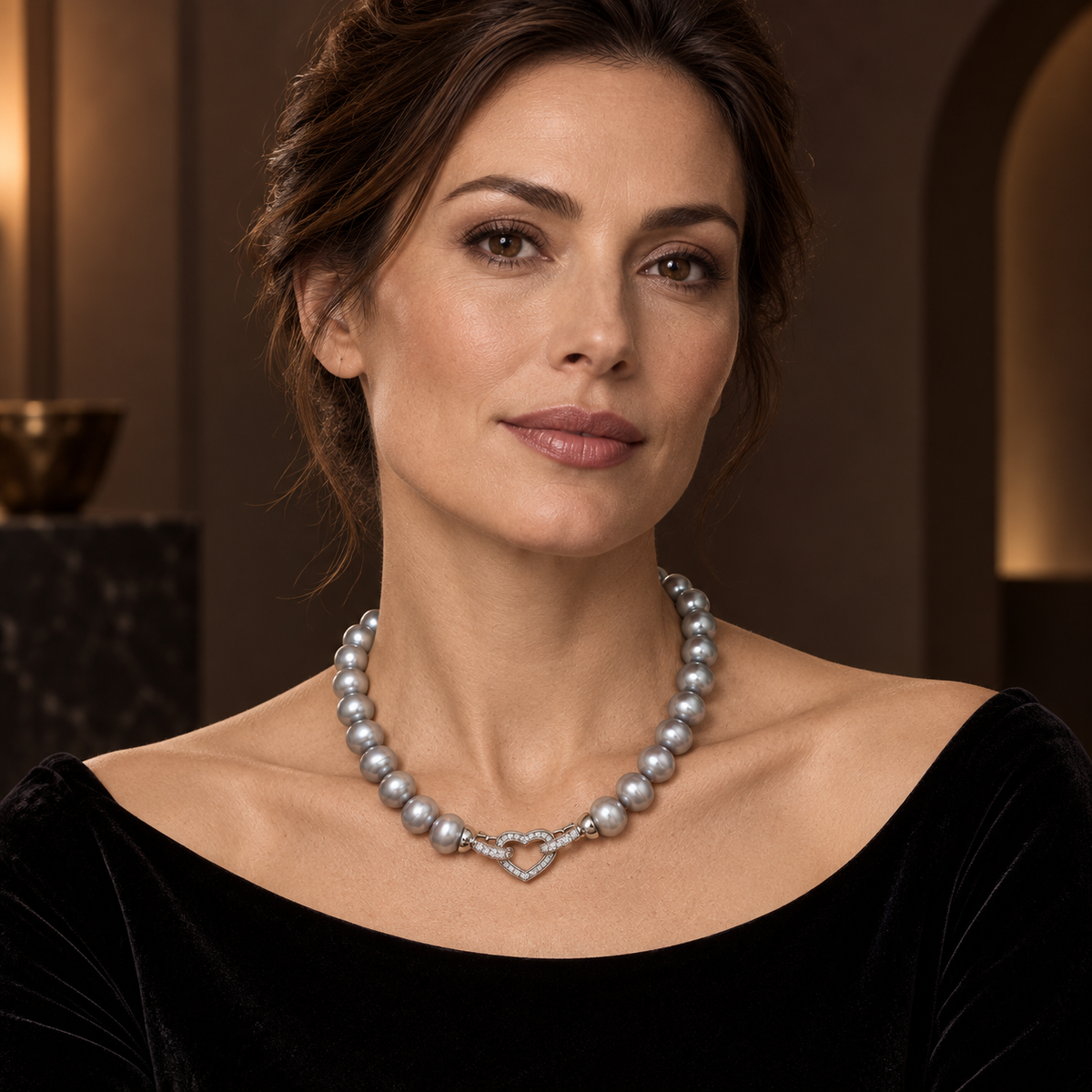 SILVER MOON – 9 MM GREY OVAL FRESHWATER PEARL STRAND